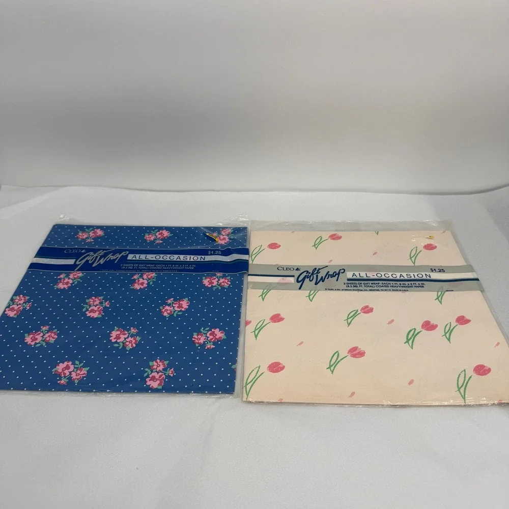Cleo Gift Wrap Floral Polka Dot Vintage Stationary Paper SHEETS Lot of 2